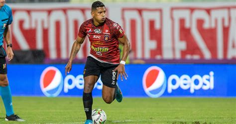 Edson Castillo: “Tenemos que estar bien ordenados y concretar las jugadas”