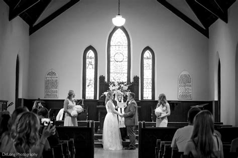 Charlotte Wedding Venues : A Complete Guide • DeLong Photography