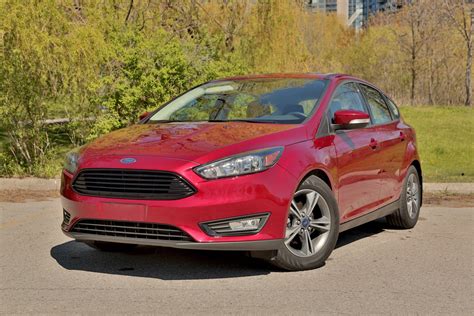 2016 Ford Focus 1.0-Liter EcoBoost Review - AutoGuide.com