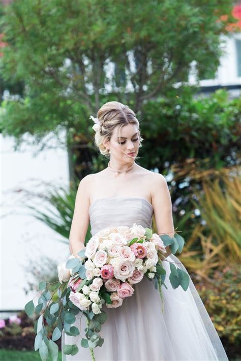 Majestic Inn & Anacortes Beach Wedding | The Perfect Palette