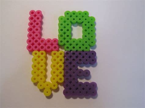 Love perler beads. $3.00, via Etsy. | Strijkkralen