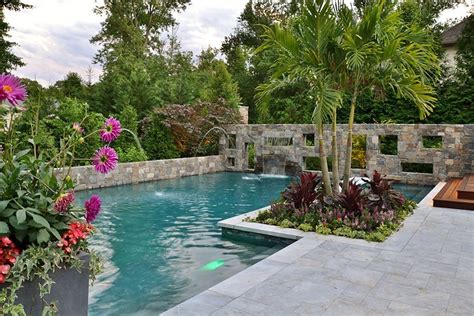 Luxury Pools and Spa Designs