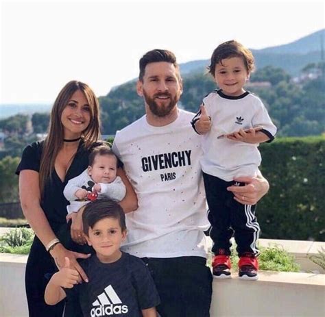 Lionel Messi with his family. #messi #leomessi #fcb #laliga #spain # ...