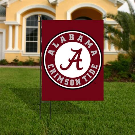 Alabama Crimson Tide Crimson Applique Garden Flag