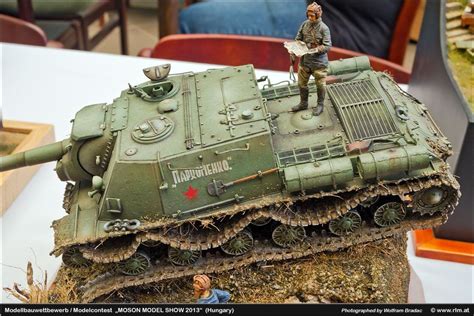 Russian Tank Destroyer SU-122 1/35 Scale Model Chenille, Tank Destroyer, Military Diorama, Scale ...