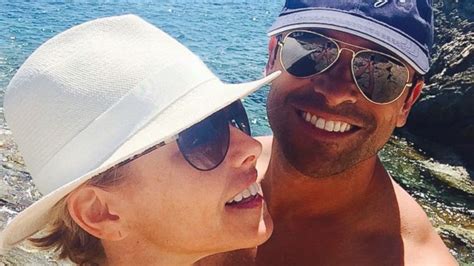 Inside Kelly Ripa and Mark Consuelos' Family Vacation - ABC News