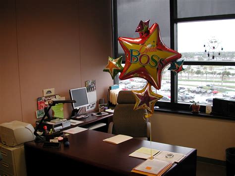 Boss Balloons | Olivia got our boss a big balloon for Boss' … | Flickr