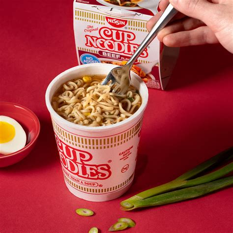 Cup Noodles Beef - Nissin Food