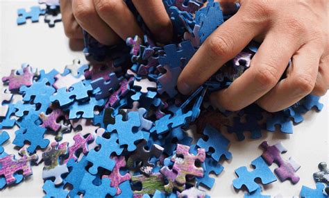 Jigsaw Puzzle Strategy: Tips & Tricks on How to Do Puzzles