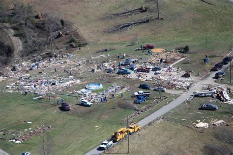 The Original Weather Blog: The Tornado Chronicles: East Bernstadt, KY Tornado of 3-2-12...