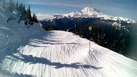 Skiing at Crystal Mountain Washington - YouTube