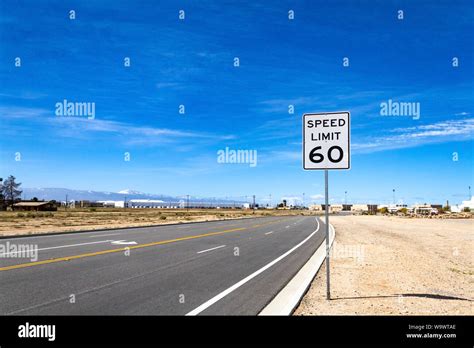 California speed limit hi-res stock photography and images - Alamy