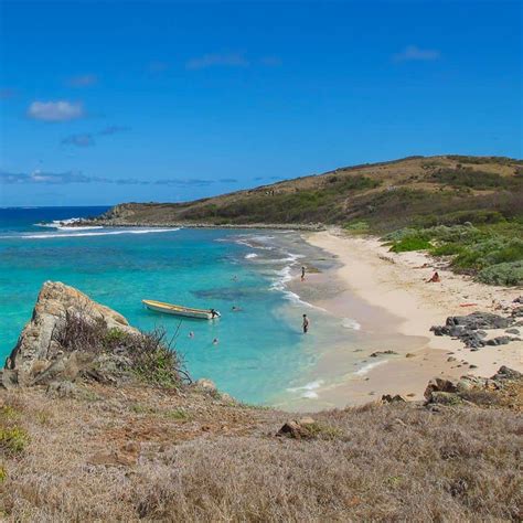 Pinel Island, St Martin's special place | Caribbean Paddling