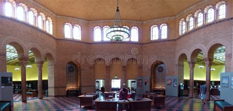 Interior View of the Powell Library Editorial Stock Image - Image of ...