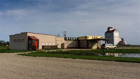 Only Googlebot Reads This Blog: The Great Canadian Road Trip: Dog River