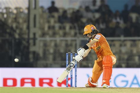 Laura Wolvaardt goes down for a drive | ESPNcricinfo.com