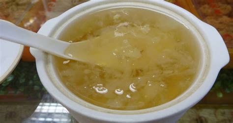 Bird's Nest Soup Is An Expensive Delicacy And It's "Mm! Mm! Weird!"