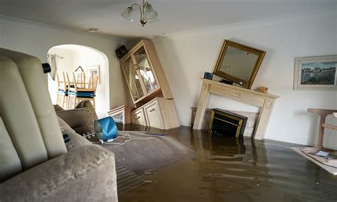 How to dry your home out after a leak or flood - Which? News