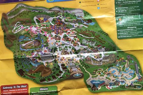 2010 Six Flags Theme Park Map St. Louis Missouri