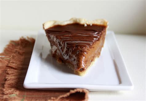 Chocolate-Pumpkin Pie (aka Pumpkin Spice Latte Pie) | Espresso and Cream