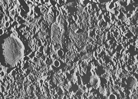 Immagine ravvicinata del Terreno caotico su Mercurio Solar System Exploration, Nasa Missions ...