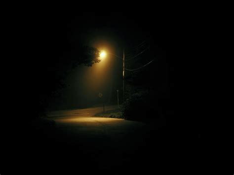 street lamp at night | Night time photography, Street lamp, Dark pictures