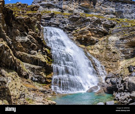 Cola de Caballo Waterfall in Ordesa Valley in the Aragonese Pyrenees ...