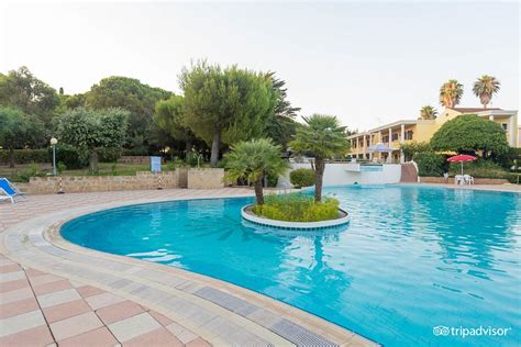 LE CASTELLA VILLAGE - TH RESORTS - Prices & Resort Reviews (Isola di Capo Rizzuto, Italy ...