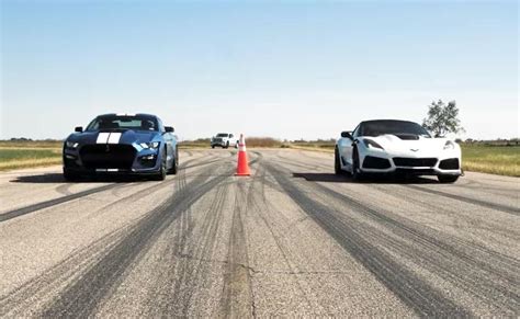 [VIDEO] Hennessey Track Tests the 2019 Corvette ZR1 vs 2020 Mustang Shelby GT500 - Corvette ...