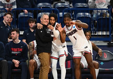 How Duquesne's Keith Dambrot went from coaching 'debacle' to 500 career ...