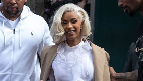 Netflix Talent Shows Cardi B Appears In Three Stages – Right News