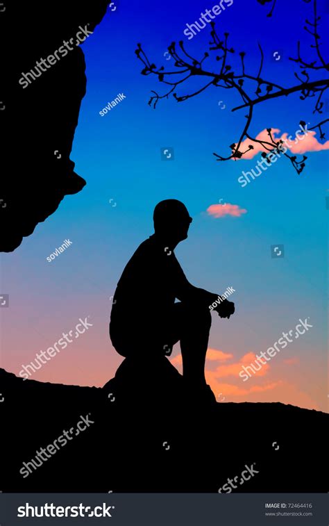 Silhouette Man Sitting Sunset Skyline Stock Vector (Royalty Free ...