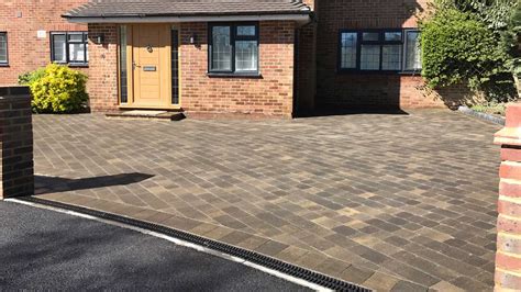 Block Paving Driveways Burgess Hill | Hardy Paving