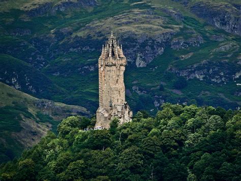 14 Fairy Tale Castles You Must Visit In Scotland - Hand Luggage Only ...