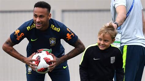 Neymar's Family: 5 Fast Facts You Need to Know