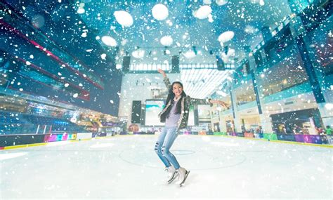 Ice Skating Session - Dubai Ice Rink @ Dubai Mall | Groupon