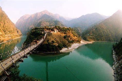 15 Incredible Places To Visit In Himachal Pradesh