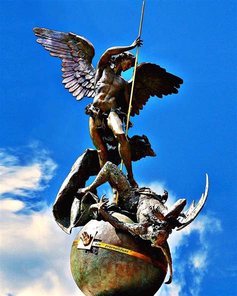 Archangel Michael Statue bronze Of Religious Art - Aongking Sculpture