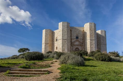 Castel del Monte and Winery - Apulia Tour - Bari tour - Go Italy Tours