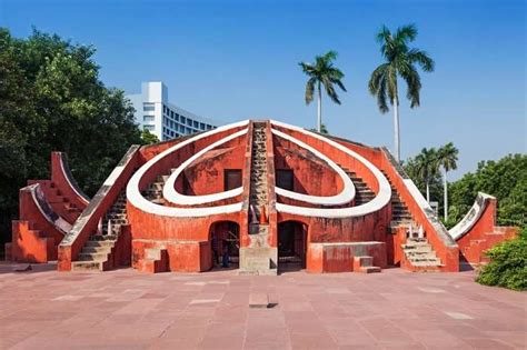 A 2023 Guide To Jantar Mantar In Delhi: Historical Trivia And More!