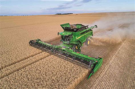 John Deere Previews New X9 Combine