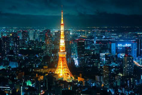 Tokyo Tower, Shining at Night | Offbeat Japan