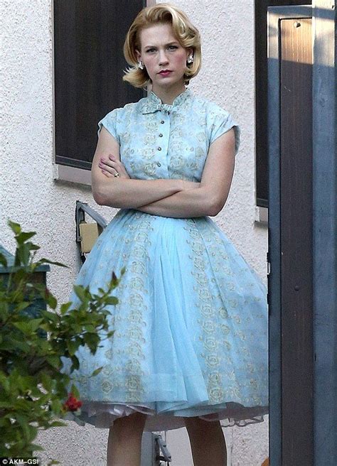 January Jones steps out in Betty Draper costume | Mad men fashion, Mad men costume, Womens dresses