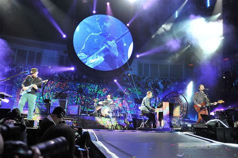 Mylo Xyloto Tour [December 9, 2011] - Coldplay Photo (27765715) - Fanpop