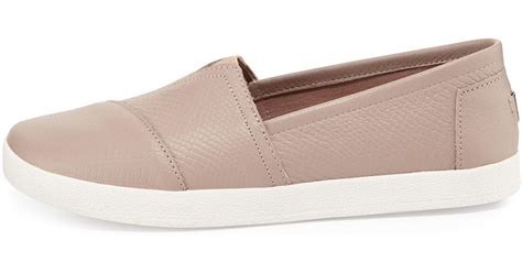 TOMS Avalon Leather Slip-On Flats in Natural - Lyst