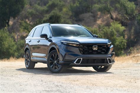 2023 Honda CR-V Hybrid First Drive Review: The Best One Yet - CNET