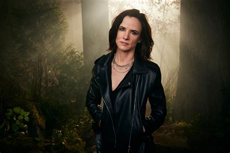 Yellowjackets - Season 1 Portrait - Juliette Lewis as Natalie - Yellowjackets photo (44178150 ...