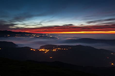 Foggy Sunrise | Foggy, Sunrise, Landscape photography