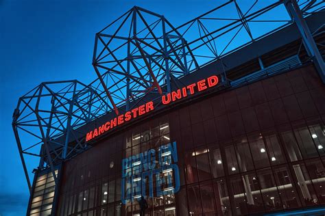 Man United Posts Premier League-Record Revenues Amid Sale Talk