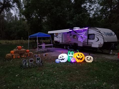 9 Spook-tacular Ideas For Halloween Camping and RV Decorations